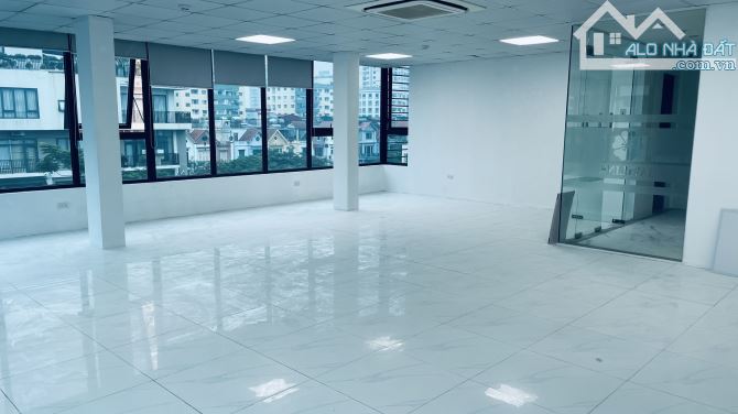 cho thuê văn phòng mỹ đình đẹp 100m2 thoáng nhiều ánh sáng, giá rẻ cạnh vinhome gadernia