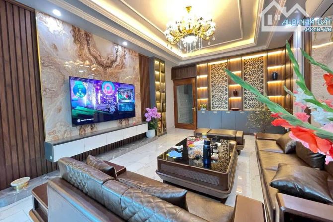 BÁN NHÀ 5 TẦNG THANG MÁY ,SIÊU VIP, HIỆN ĐẠI , PHỐ VẠN PHÚC , 40M2, Ô TÔ , KINH DOANH, 9TỶ - 1