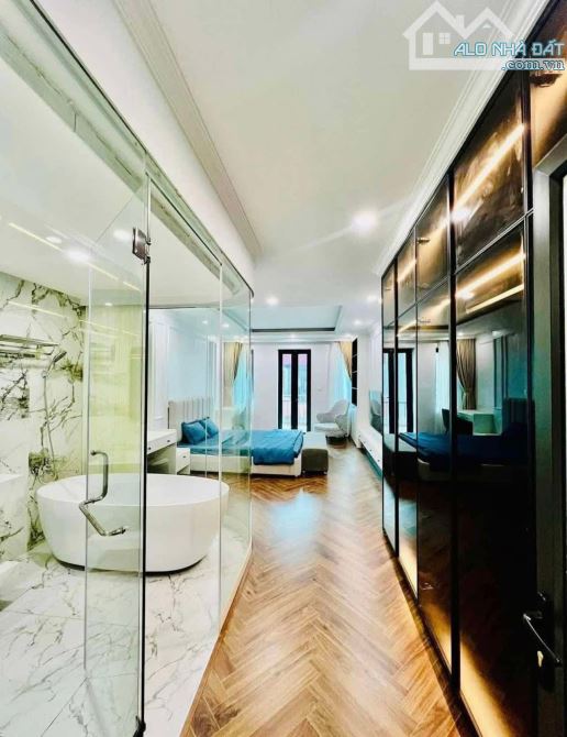 Quá Hiếm , Hoàng Quốc Việt, dt38m, Phân Lô, Ô tô tránh. 2 Thoáng vĩnh viễn. - 1