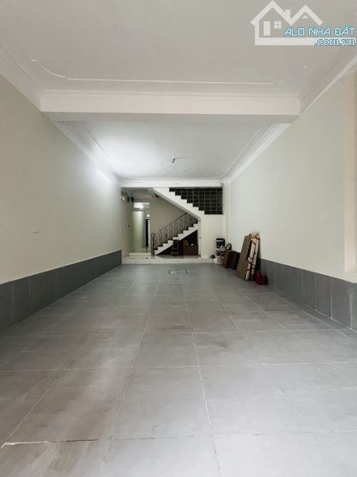Bán CCMN đẹp phố Thanh Đàm - Hoàng Mai, ô tránh, chạy vòng quanh, 100m2, mt rộng, 16.5 tỷ - 1