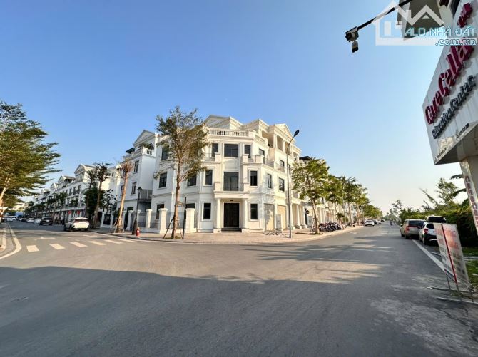 Bán căn Shophouse hoàn thiện thô khu San Hô 3 Vinhome Marina - 2