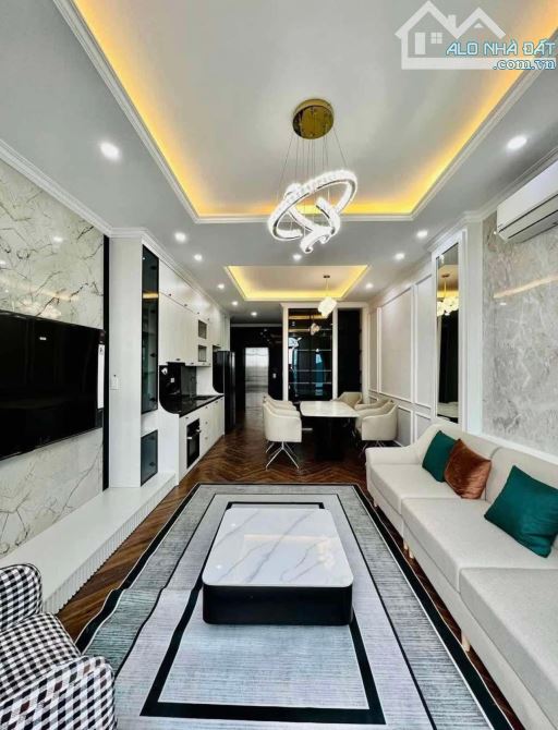 Quá Hiếm , Hoàng Quốc Việt, dt38m, Phân Lô, Ô tô tránh. 2 Thoáng vĩnh viễn. - 2