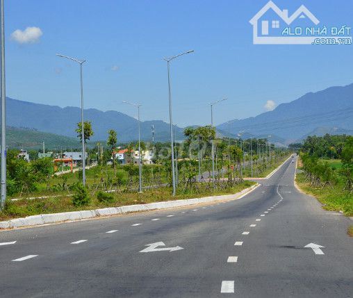 ĐẤT NỀN LÔ GÓC CÁCH NGÃ 3 HÒA KHƯƠNG 1KM - 2