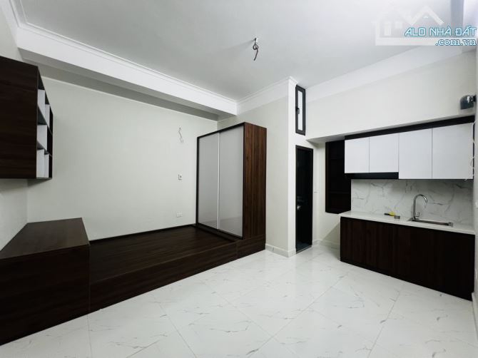 Bán CCMN đẹp phố Thanh Đàm - Hoàng Mai, ô tránh, chạy vòng quanh, 100m2, mt rộng, 16.5 tỷ - 2