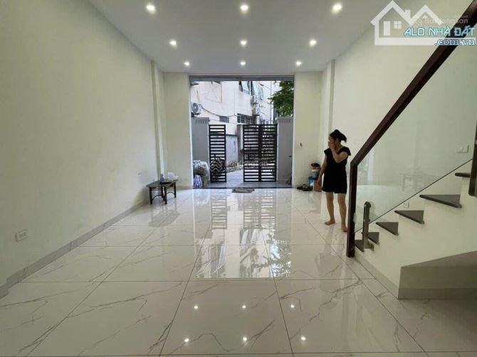 Bán gấp nhà Lê Đức Thọ - Dương Khuê 6 tầng 40m2 mới đẹp, ô tô tránh nhau, cho thuê, KD tốt - 4