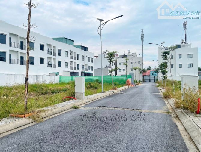 CHỦ BÁN ĐẤT - KHU VIP - ĐỐI DIỆN GS METRO CITY - 80M2 - 3TỶ450 - SỔ RIÊNG - 4