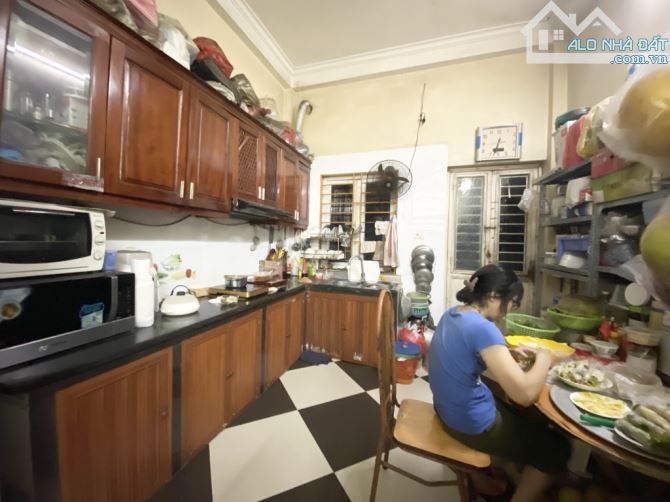 PHÚC DIỄN 83M2, 4TẦNG -Ô TÔ ĐỖ CỬA - CÁCH PHỐ 20 M - BÁN ĐẤT TẶNG NHÀ- CHỈ 10 TỶ - 4