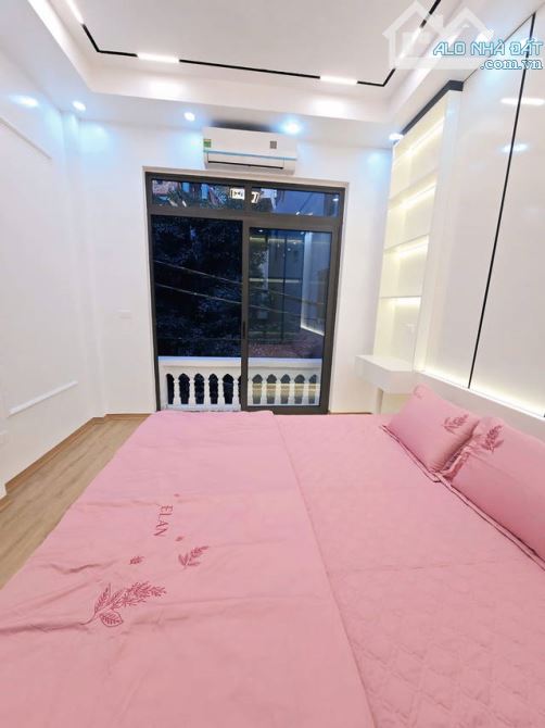 🏡 NHÀ ĐẸP KIM GIANG - 42M² - 4 TẦNG - MẶT TIỀN 3.6M - FULL NỘI THẤT - Ô TÔ ĐỖ CỬA - 11TỶ - 5