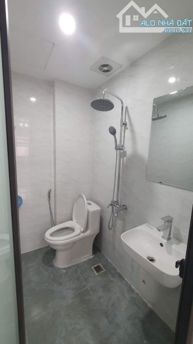 TOÀ CCMN HỒ TÙNG MẬU - 7 TẦNG THANG MÁY - 12 PHÒNG KHÉP KÍN - DÒNG TIỀN 80TR/TH- CHỈ 10TỶ - 5