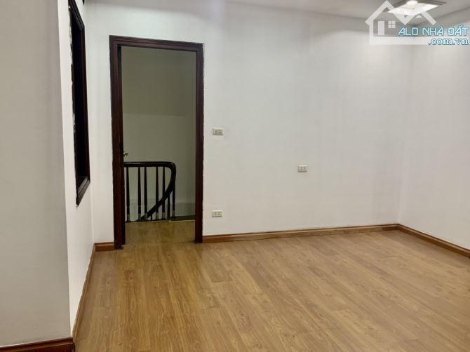 Cho thuê nhà riêng 4 tầng phố Đội Cấn, gần Giang Văn Minh, Ngọc Hà - 6