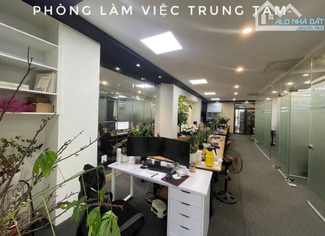 Cho thuê văn phòng: 30m 6tr; 40m 7tr; 120m 18tr; 150m 25tr. Phố Minh Khai - 9