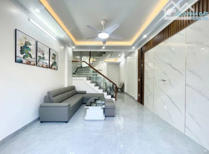 Bán nhà Thiên Lôi, Vĩnh Niệm, Lê Chân, Hải Phòng. 3,5 tầng, 40m2, 2,32 tỷ.  Ngang 4m, t3 - 6