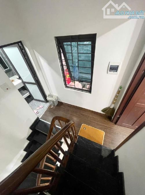 Bán nhà Phân Lô Dương Quảng Hàm, dt56m, mt5,4m, Ô tô, Thang máy, kinh doanh, 16 tỷ.