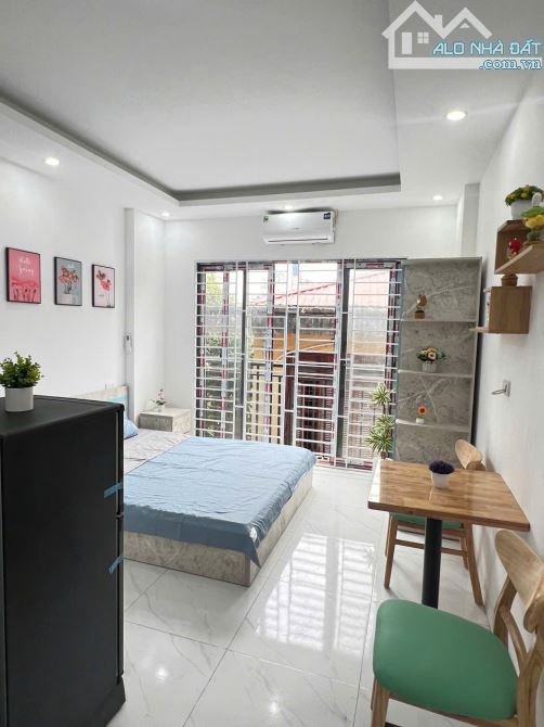 Cho Thuê CCMN 280 Vũ Hữu Thanh Xuân 25m2 Studio Ban Công Cửa Sổ Thang Máy Ô Tô Đỗ Gần