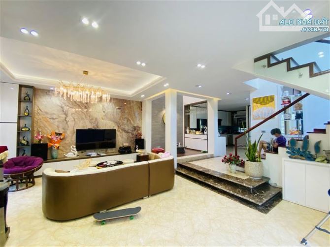 Cực Hiếm Bán 2 Căn Biệt Thự Lô góc nằm ngay trục đường lớn khu Bán Đảo Linh Đàm Hoàng Mai - 1