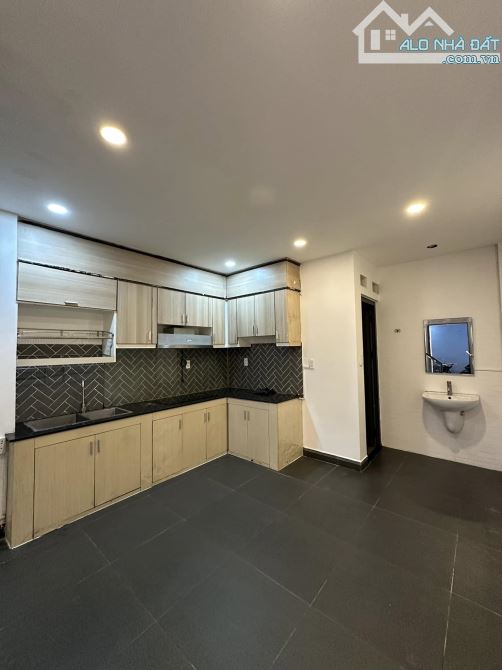 BÁN NHÀ 70M2, 4 TẦNG, ĐƯỜNG TRƯƠNG HOÀNG THANH, P.12 - TÂN BÌNH, 12 TỶ. - 16