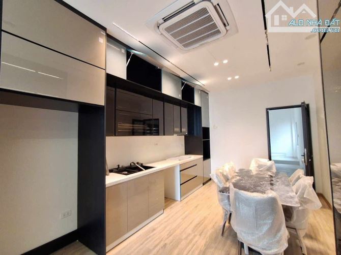 Bán nhà Tư Đình, Long Biên DT 52M2, 7 Tầng, GARA, THANG MÁY, FULL NỘI THẤT. - 2