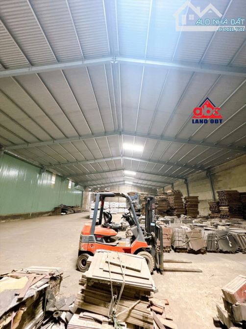 Cho Thuê Xuong 3300m2 Gần Trạm Thu Phí Thiện Tân - 2