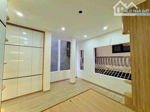 🏡 Nhà 38m2- Lê Lợi- 5 tầng thang máy- mặt ngõ thông- ô tô 7 chỗ qua nhà- 8.1 tỷ - 2