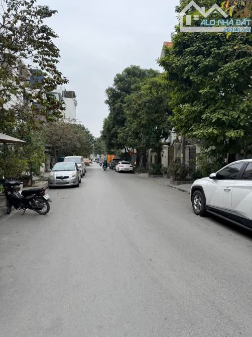 Biệt Thự KĐT Hạ Đình- Hàng Xóm RUE DE CHARME- Dt175m2,5T,Mt15m- Giá 60 Tỷ. - 3