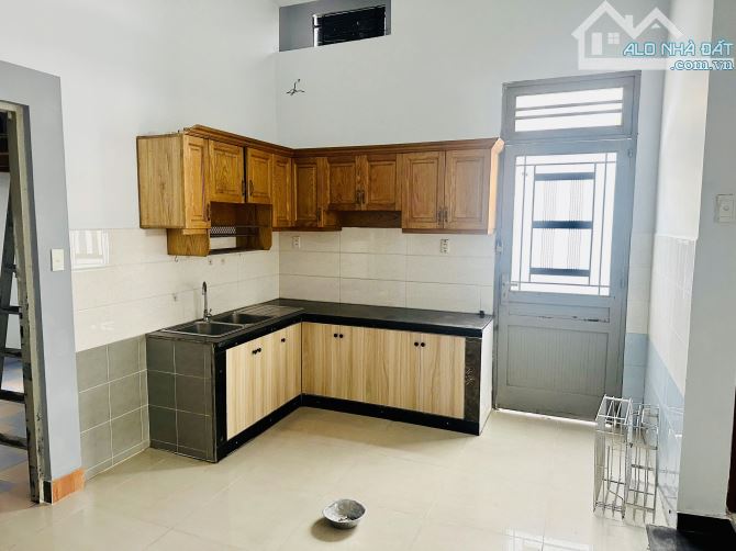 (🏡NHÀ THUÊ Q.TÂN PHÚ) - MẶT TIỀN XE TẢI THÔNG - TÂY SƠN - CHỢ TÂN HƯƠNG 75M2 - 6PN - 5