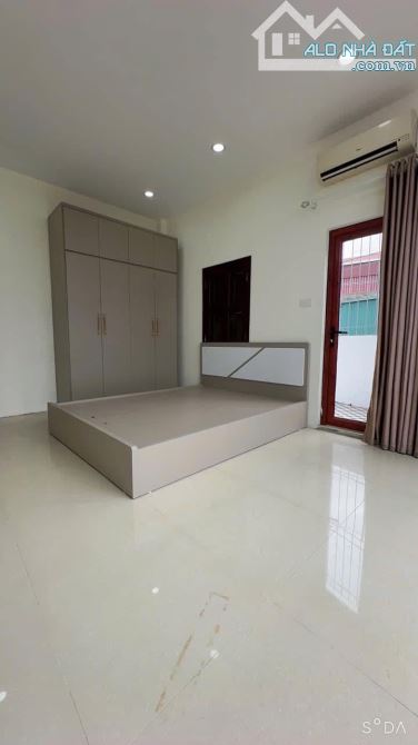 NHÀ DÂN XÂY - ĐÊ LA THÀNH, BA ĐÌNH - 39M², 5 TẦNG - GIÁ TỐT 7 TỶ - 5