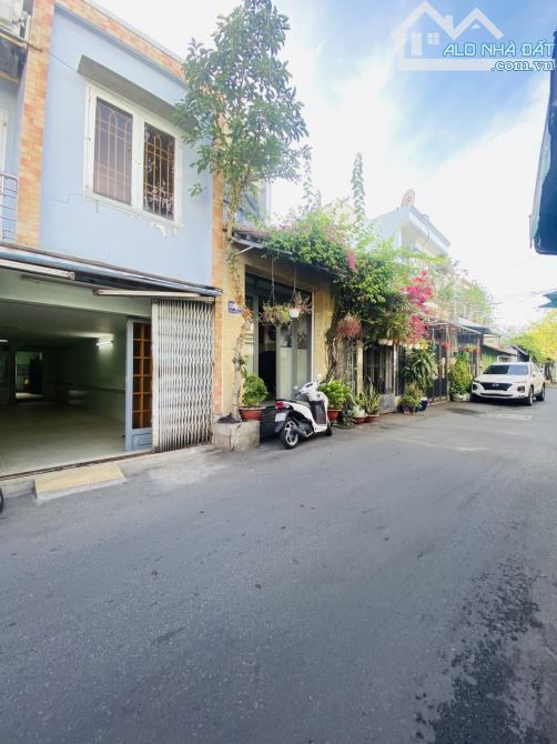 Bán nhà hẻm xe hơi Phạm Thế Hiển Quận 8, 62m2, 2 tầng, khu vực xây 5 tầng.