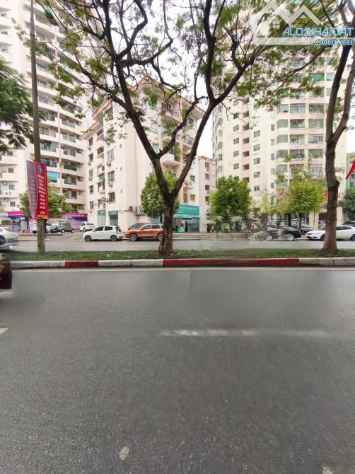 Bán nhà MP Trần Đăng Ninh - Cầu Giấy 45m2, 7T thang máy, vỉa hè, kinh doanh, Giá 27 tỷ