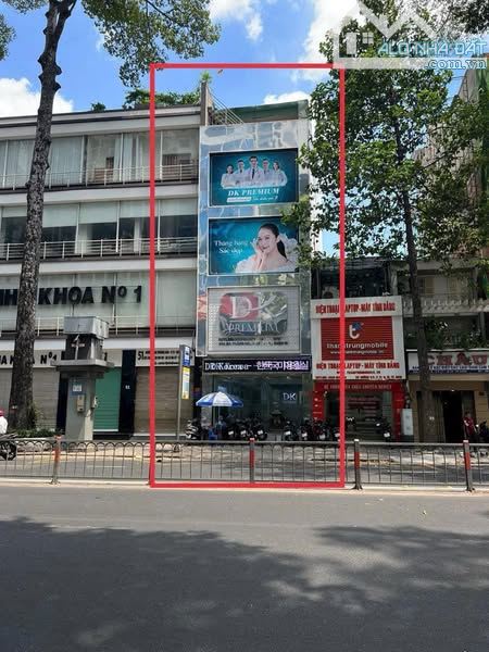 Cho thuê NHA KHOA -Spa MT số 55 đường 3 tháng 2, Q10. Dt: 5,5x20m, Kc: trệt 4 lầu.