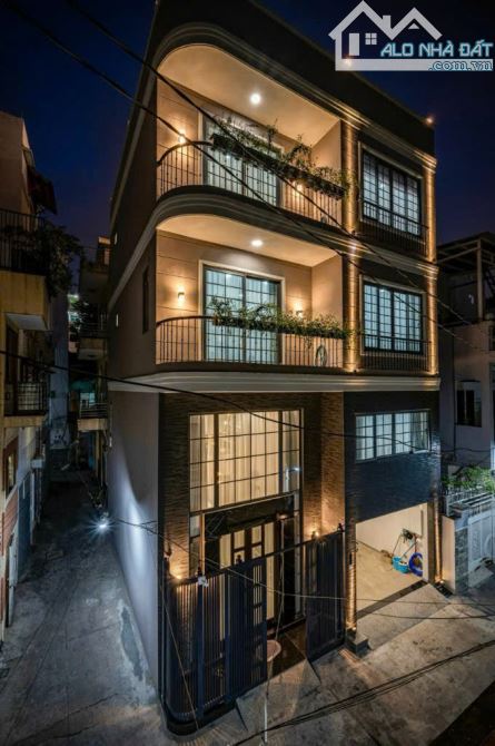 HẺM Ô TÔ VIP TRẦN BÌNH TRỌNG P3 QUẬN 5 (8X11M) 5 TẦNG GIÁ CHỈ 18.7 TỶ
