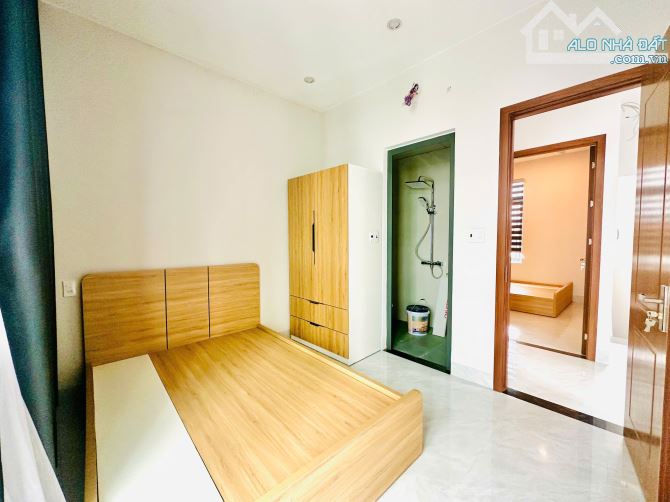 Nhà 3 tầng kiệt Nguyễn Công Trứ giá chỉ 5.x tỷ - Có thể làm homestay