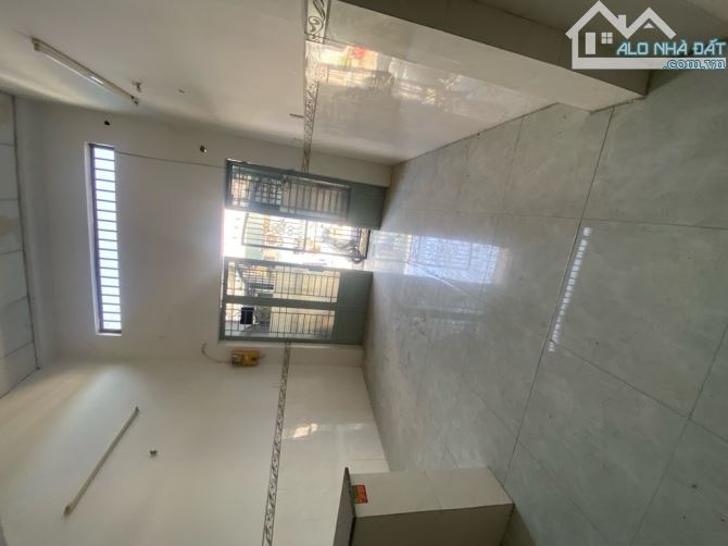 cần bán, HẺM XE TẢI VÍP, Tân Thới Nhất 01 Quận 12 , giá siêu rẻ, chỉ 3.395 tỷ