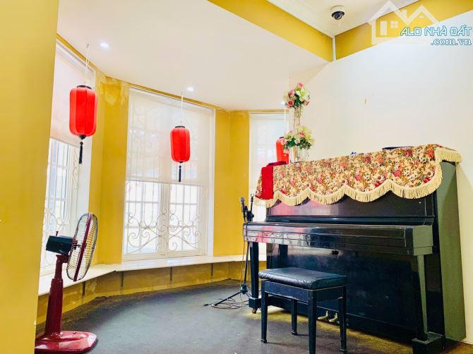 🔥🔥🔥🔥🔥Cho thuê nhà 3 tầng mặt tiền LÊ QUANG ĐẠO, TP HUẾ sẵn nội thất vào kinh doanh ng - 1