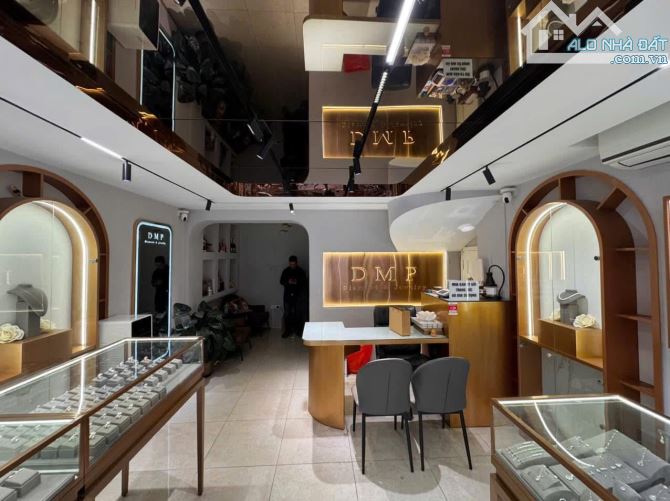 Nhà Mp Trần Quý Kiên - Cầu Giấy 42m2, 4 tầng kinh doanh, vỉa hè rộng, Giá 21 tỷ - 1