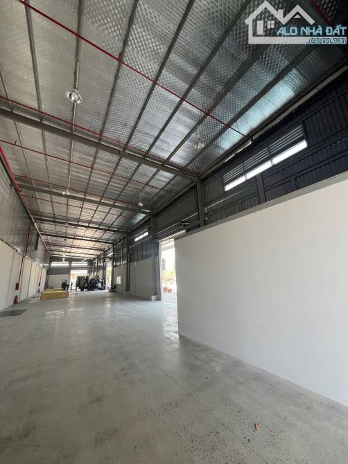 CHO THUÊ XƯỞNG 1500m2 GIÁ CỰC TỐT TẠI LÊ MINH XUÂN, BÌNH CHÁNH - 1