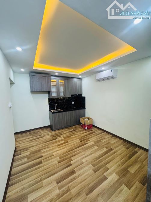 Bán Tập Thể Nghĩa Tân, 90m², Hơn 3 Tỷ - Nhà Đẹp, Ở Ngay, An Sinh Đỉnh! - 1