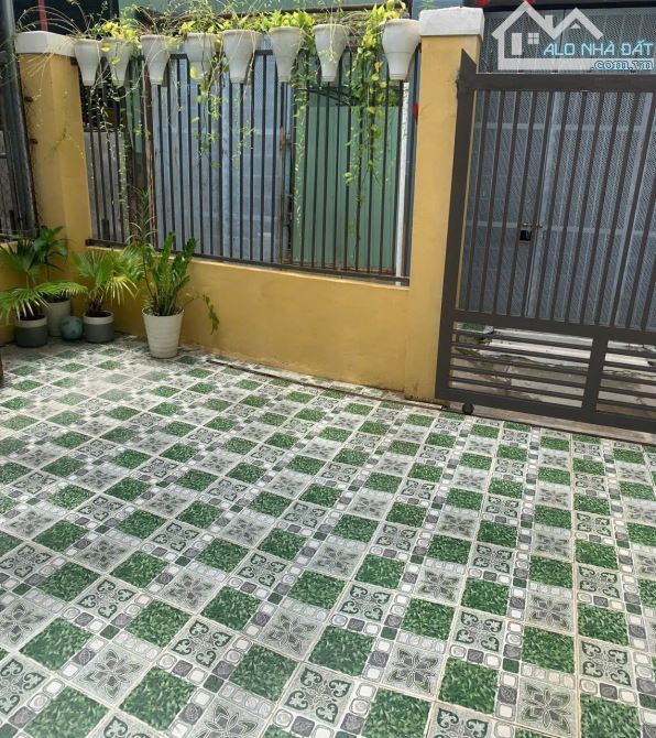 Bán nhà diện tích lớn 121m2 kiệt 193 Hà Huy Tập Giá 3,68 tỷ - 1