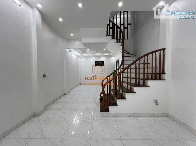 Nhà Thanh Lãm nằm gần bến Yên Nghĩa~39m2x4T,4PN: Xây độc lập/mặt ngõ thông/3 mặt thoáng - 1