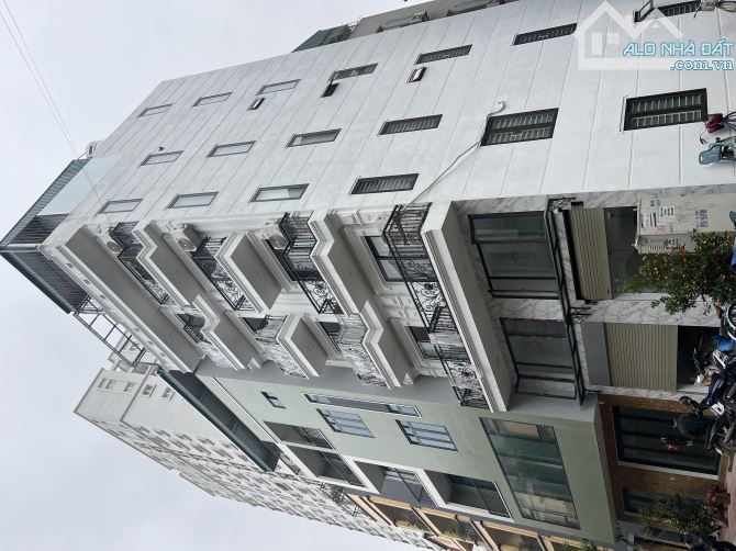 TĐC Thạch Bàn. 2 mặt tiền. Vỉa hè, ô tô tránh, kinh doanh, công ty, văn phòng. Gần ST Aeon