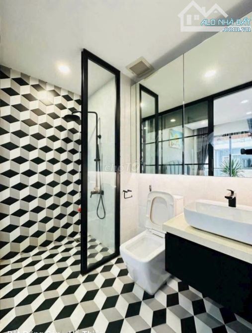 Sát mặt tiền Bình Lợi! Nhà (4x21m) 5 tầng 4 phòng ngủ 4wc. Gía 9 tỷ bớt lộc - 1