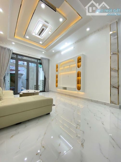 NHÀ BÈ - 110M2 ĐẤT - NỞ HẬU 7M - TẶNG FULL NỘI THẤT MỚI -  HUỲNH TẤN PHÁT NHÀ BÈ - 1