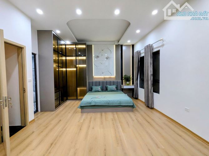 SIÊU HIẾM P/Lô - Ở Ngay Nhà Xuân Đỉnh 42m-5 tầng ,mt4m-DÂN XÂY - 3 THOÁNG- Ô TÔ ĐỖ - 2