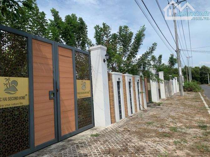 Thị trấn Phước Hải, 168m2, ngang 10m,sẵn 100 thổ cư, đã xây rào, cách uỷ ban 500m, giá 2ty - 2