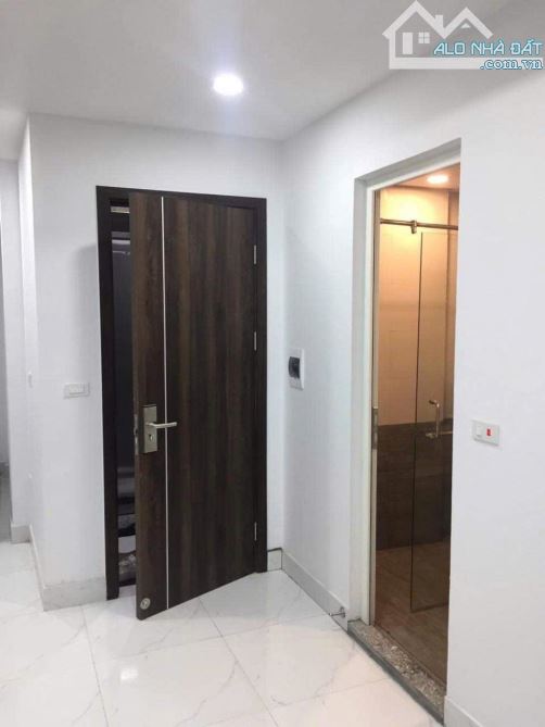 CHDV MỚI 7 TẦNG THANG MÁY -46M2- 12,99 TỶ -50M RA HỒ TÂY-PHỐ THỤY KHUÊ - 2