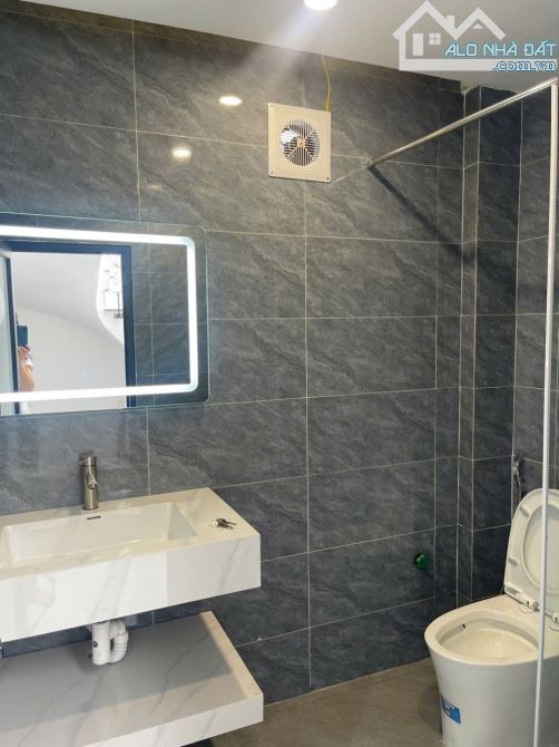 Bán nhà riêng tại La Phù, 2,85 tỷ, 30 m2, 3PN, 2WC, mặt tiền 3.6m - 2