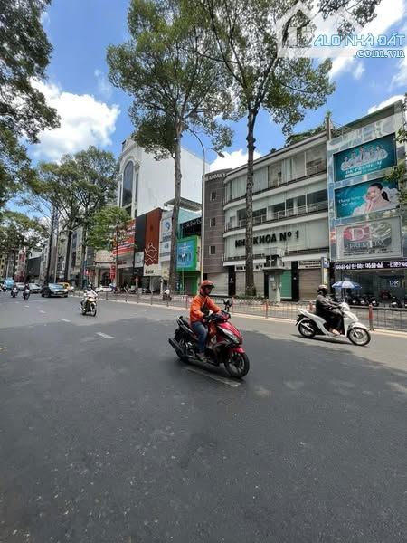 Cho thuê NHA KHOA -Spa MT số 55 đường 3 tháng 2, Q10. Dt: 5,5x20m, Kc: trệt 4 lầu. - 2