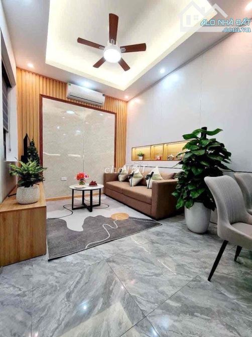 Rất Hiếm, Nhà Lô Góc 68m2 - 4 tầng - Chủ Tặng Full Đồ -Nơ Trang Long + Diện tích: 68m2 - 2