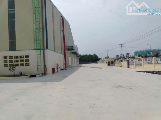 Cần chuyển nhượng 19.000m2 đất có 12.000m2 kho nhà xưởng khu công nghiệp Hòa Khánh, Liên C - 2