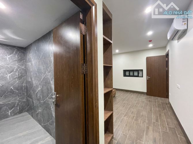 Cho Thuê CCMN 117 Hoàng Ngân Thanh Xuân 30-65m2 1K1N Studio Ban Công Thang Máy Giặt Riêng - 2