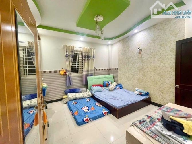 Bán nhà HXH đường Phan Văn Trị( ĐH Văn Lang) 90m2, Ngang 5m, nở hậu- Dòng tiền 18tr/thg - 2